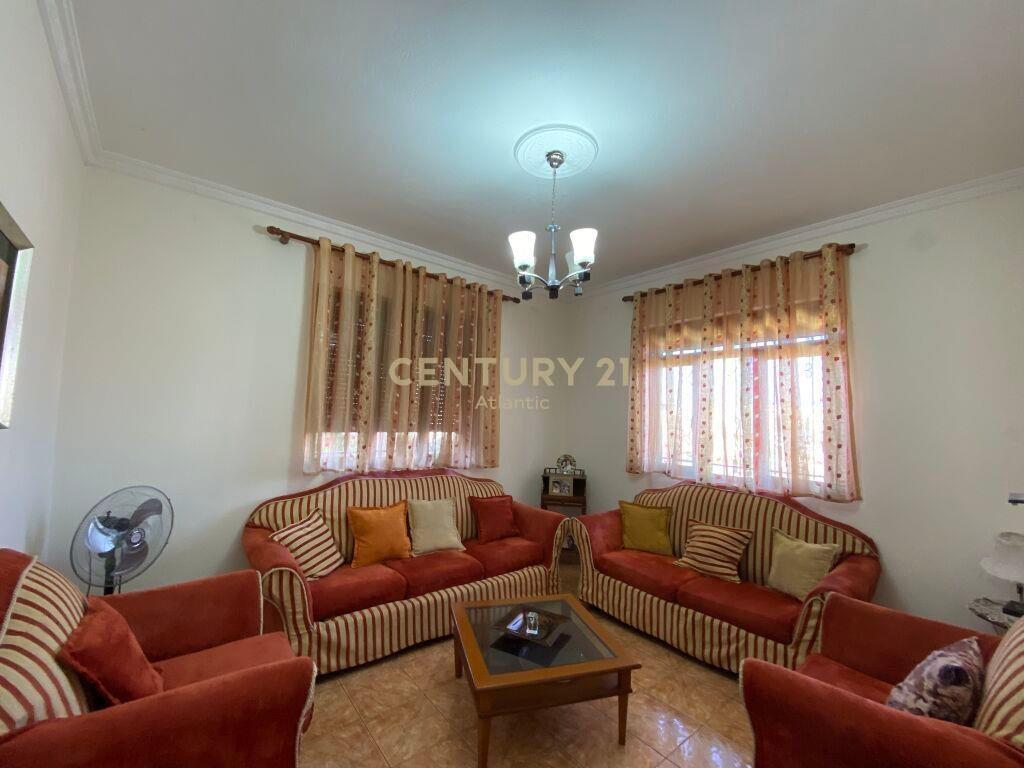 SHITET SHTEPI 2 KATESHE NE ARAPAJ DURRS !