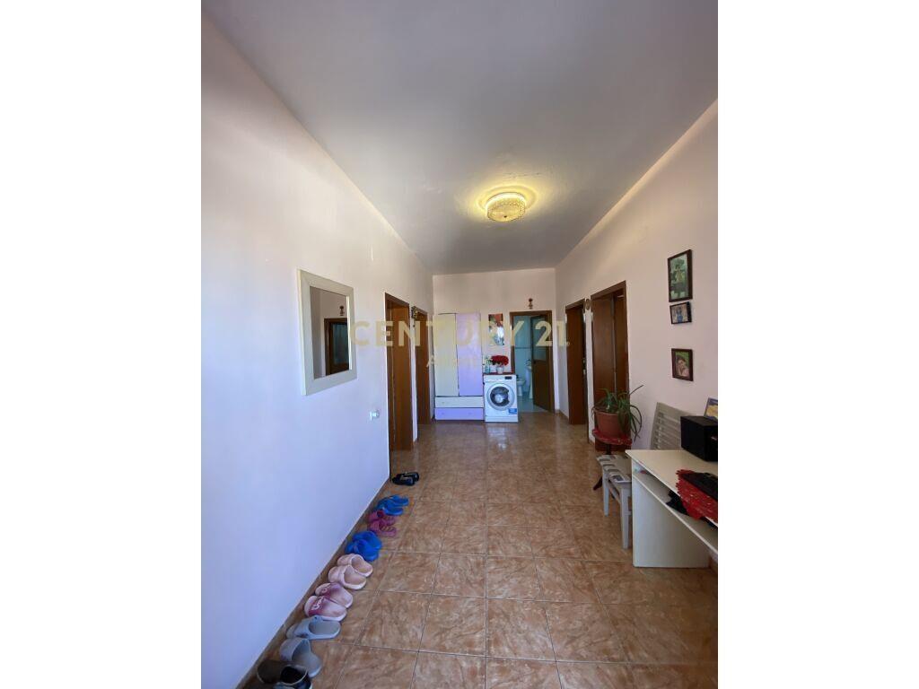 SHITET SHTEPI 2 KATESHE NE ARAPAJ DURRS !