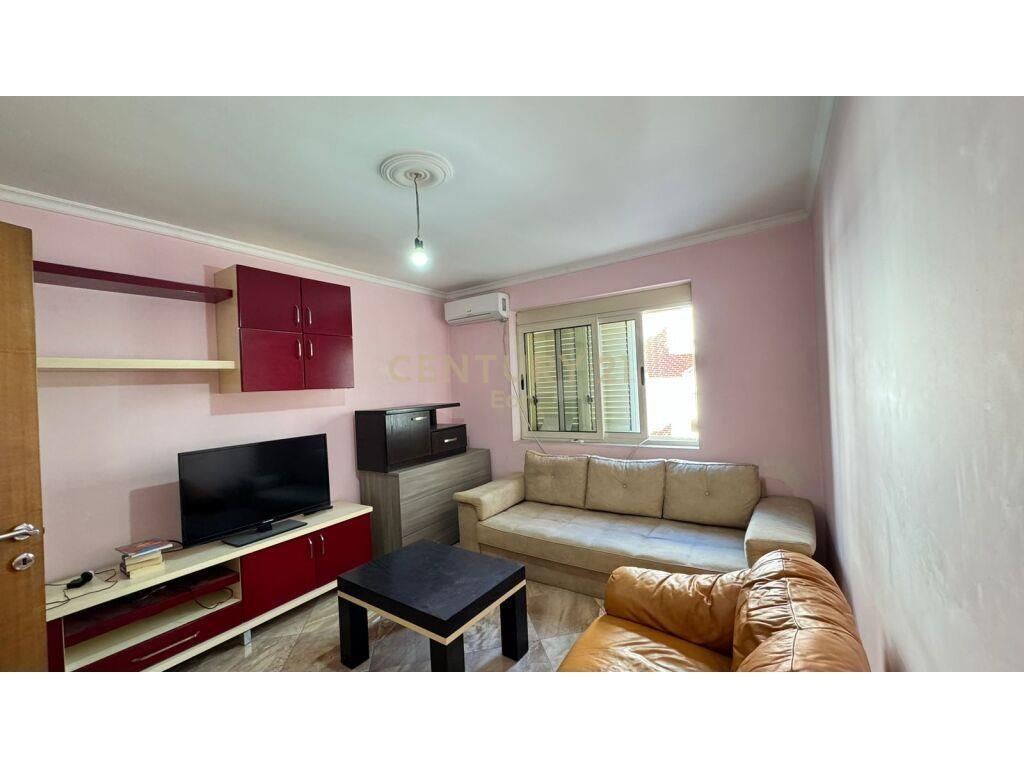 SHITET APARTAMENT 2+1 NE BULEVARD , DURRES !