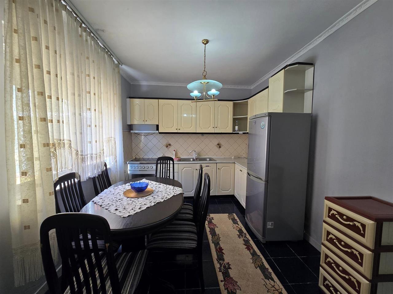 PrezantiM LAGJJA 2 , BULEVARD Republika JEPET ME QIRA 2+1