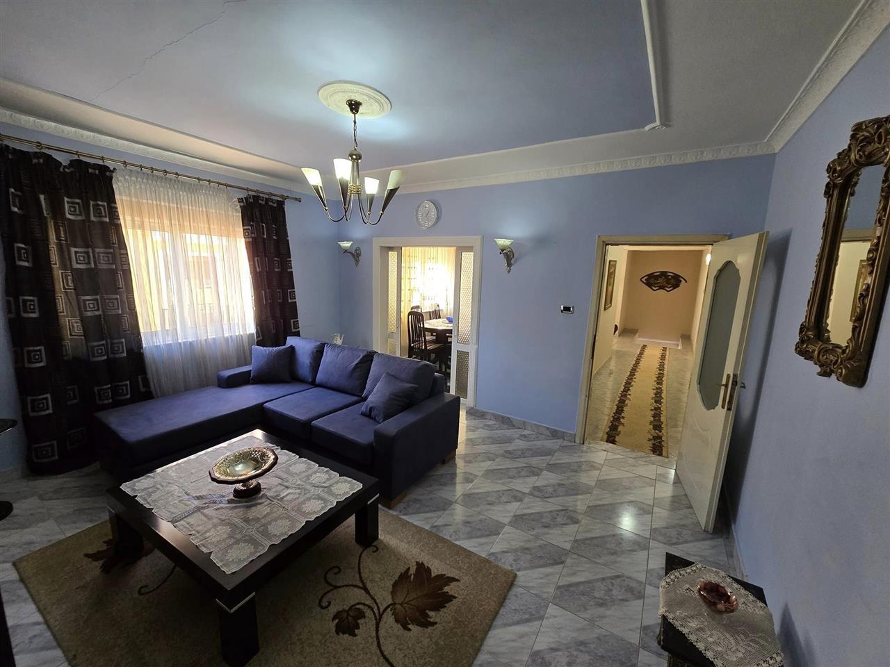 PrezantiM LAGJJA 2 , BULEVARD Republika JEPET ME QIRA 2+1