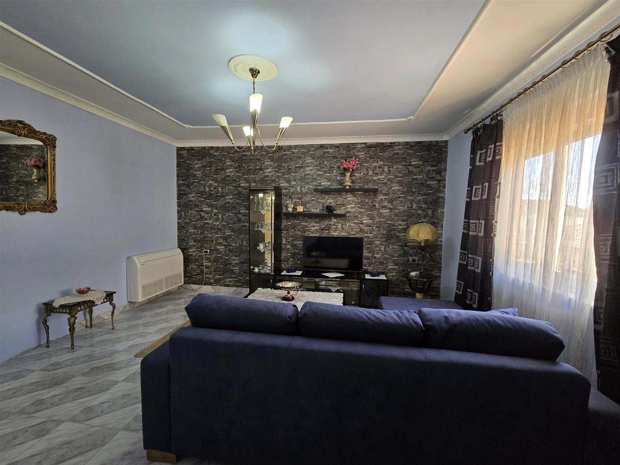 PrezantiM LAGJJA 2 , BULEVARD Republika JEPET ME QIRA 2+1