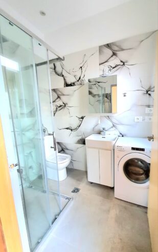 APARTAMENT 2+1+2TUALETE+VERANDE ME QERA