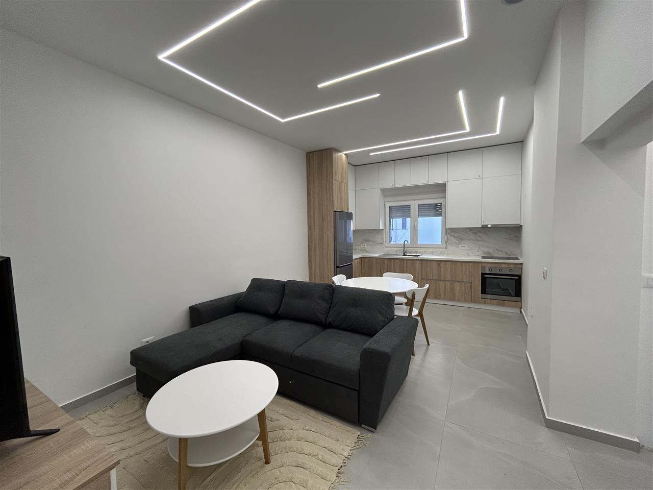 JEPET ME QERA 1+1 QENDER DURRES