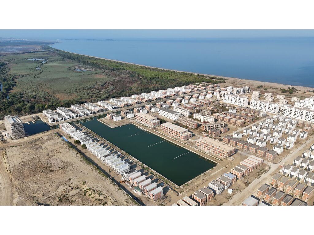 Apartament 1+1 me verande ne Rezidencen Turquoise Marina!