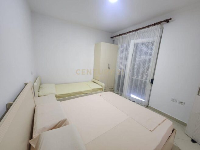 Apartament për shitje 2+1 në katin e parë te banimit të një
