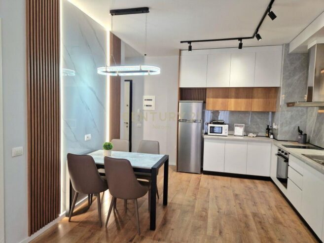 APARTAMENT PREMIUM 1+1 ME 1 POST PARKIMI, PAZARI I RI