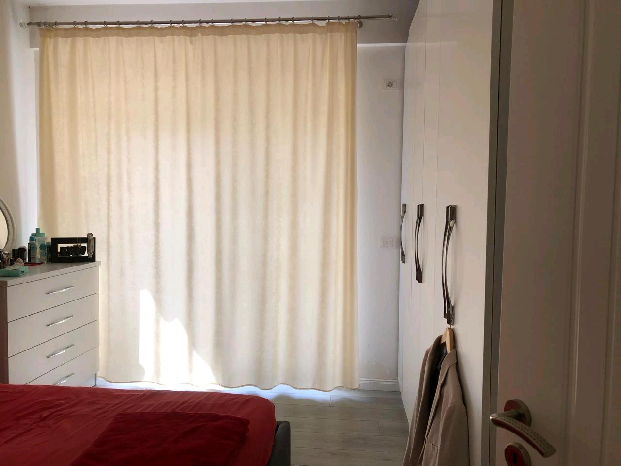 Jepet 1+1 me Qera prane kopshtit zoologjik.