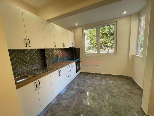 Apartament 2+1 Ne Shitje Te Medreseja Tirane