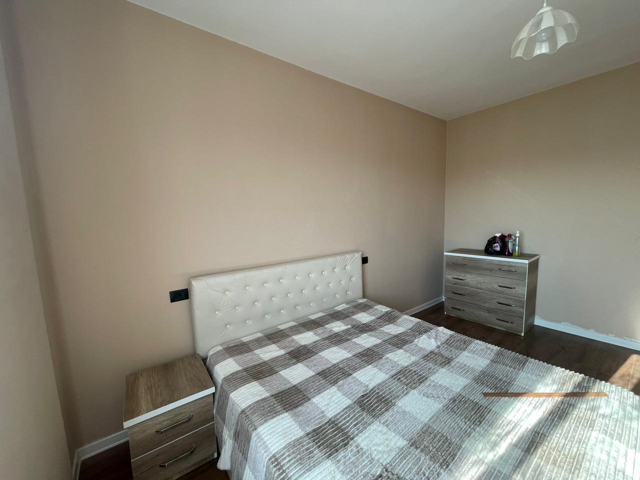 Jepet me qira apartament 2+1 në Astir