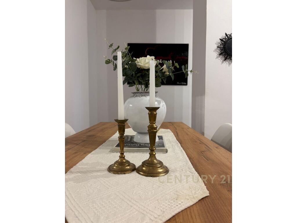 JEPET ME QIRA APARTAMENT 1+1 PRANE QENDRES TREGTARE BLUE STA