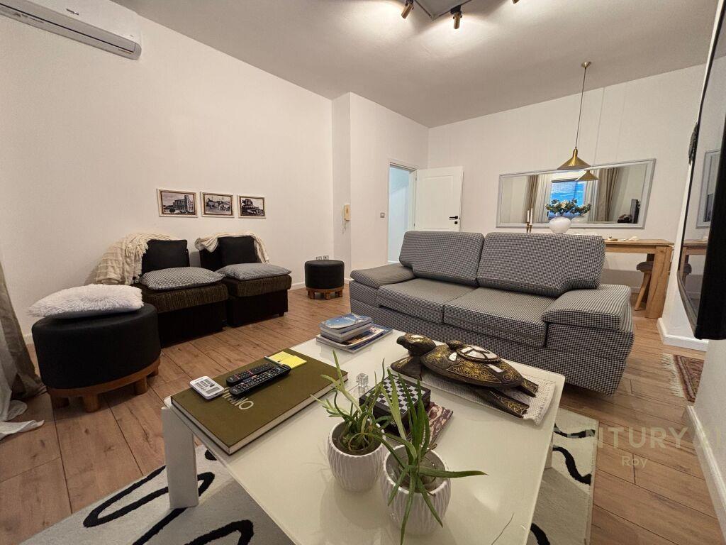 JEPET ME QIRA APARTAMENT 1+1 PRANE QENDRES TREGTARE BLUE STA