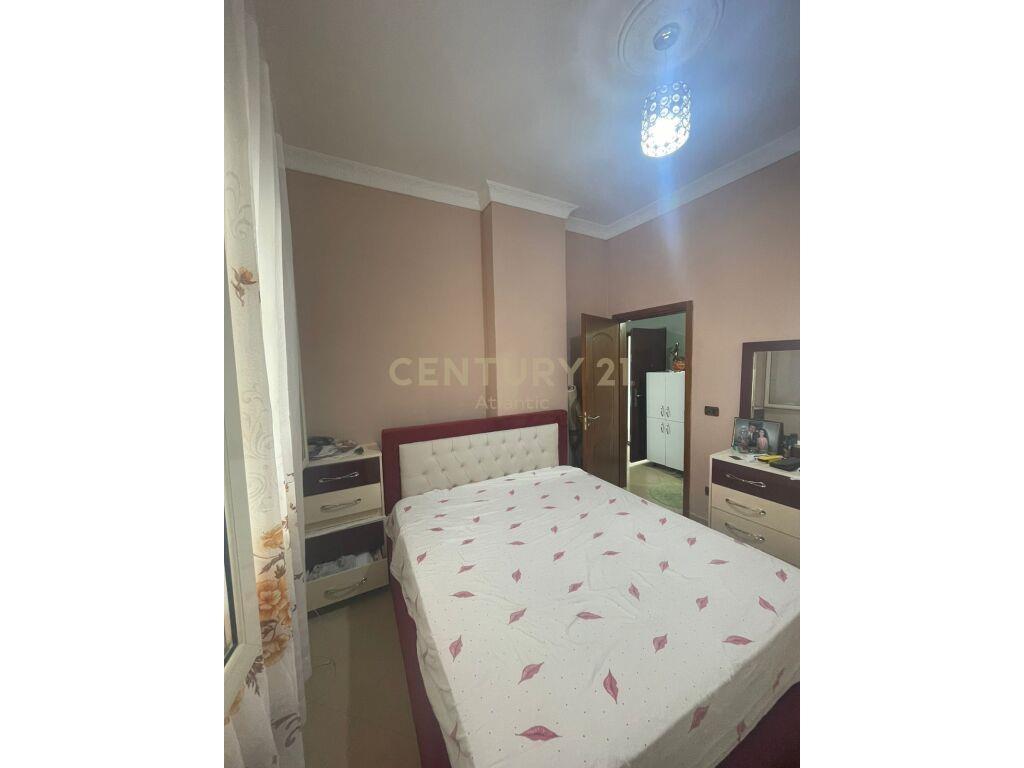 JEPET PAPAFINGO ME QIRA ME PAMJE DETI