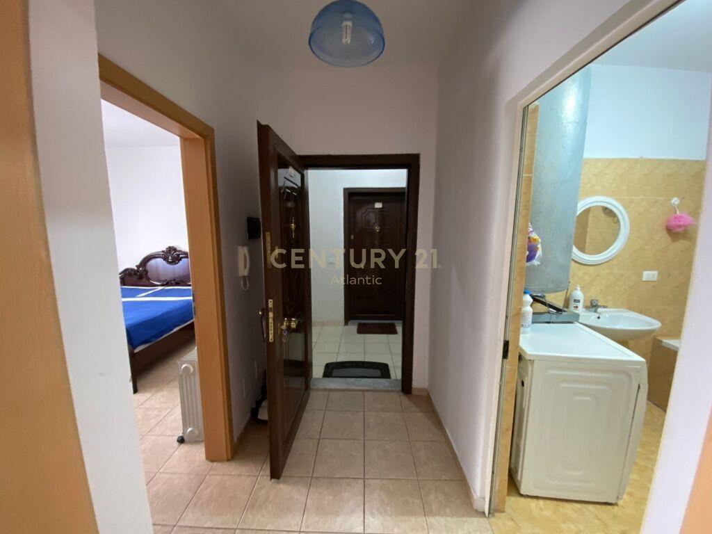 JEPET ME QERA APARTAMENT 1+1 PLAZH !