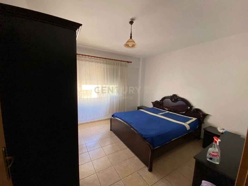 JEPET ME QERA APARTAMENT 1+1 PLAZH !