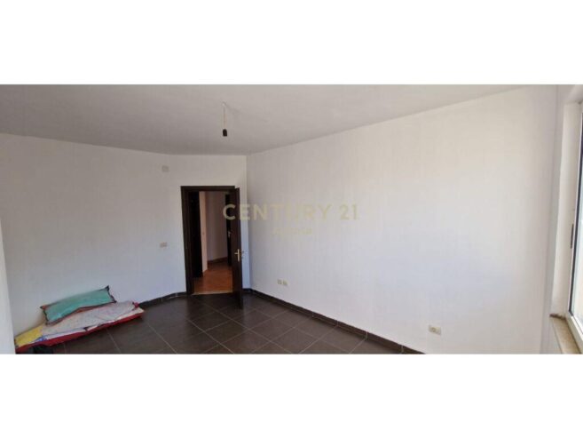 Apartment 2+1 ne Astir te kompleksi Fratari 112500 €