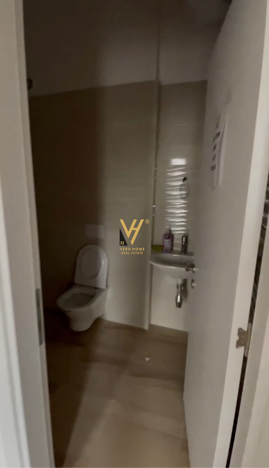 ZYRE 122M2 TE RRUGA E DIBRES 650 EURO