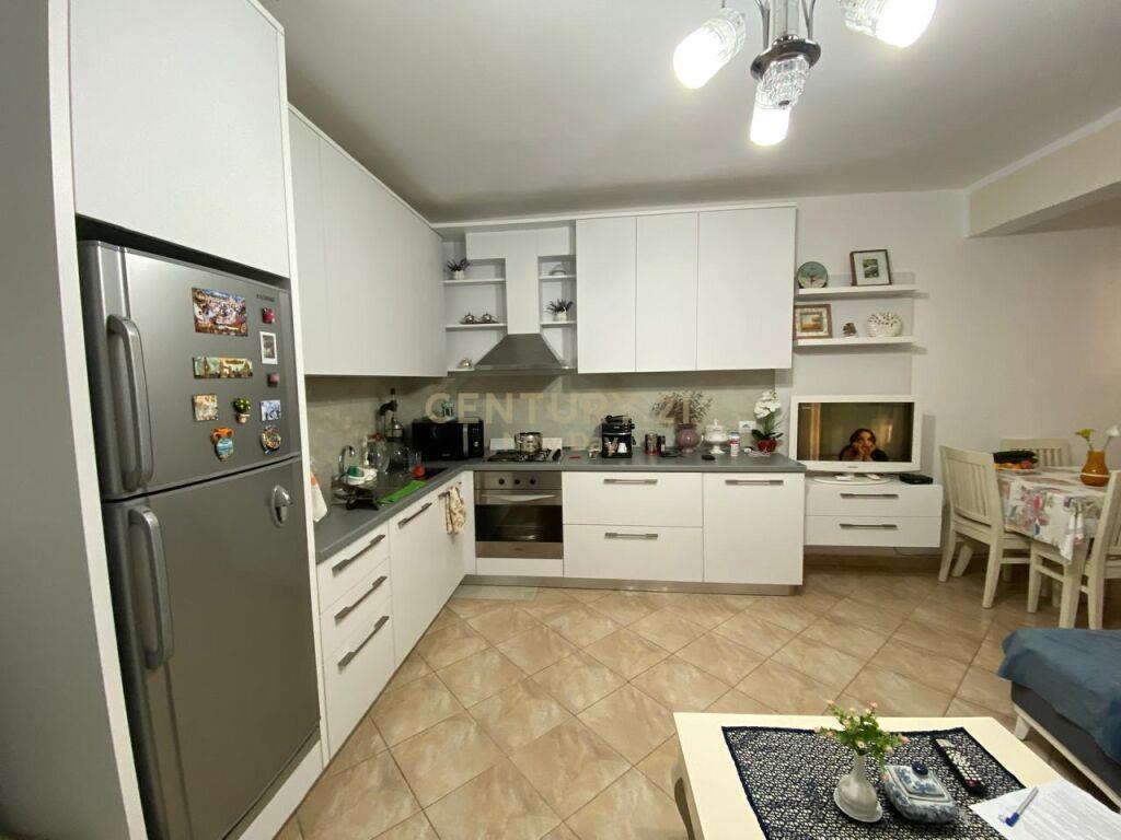 SHITET APARTAMENT 1+1 NE GOLEM!