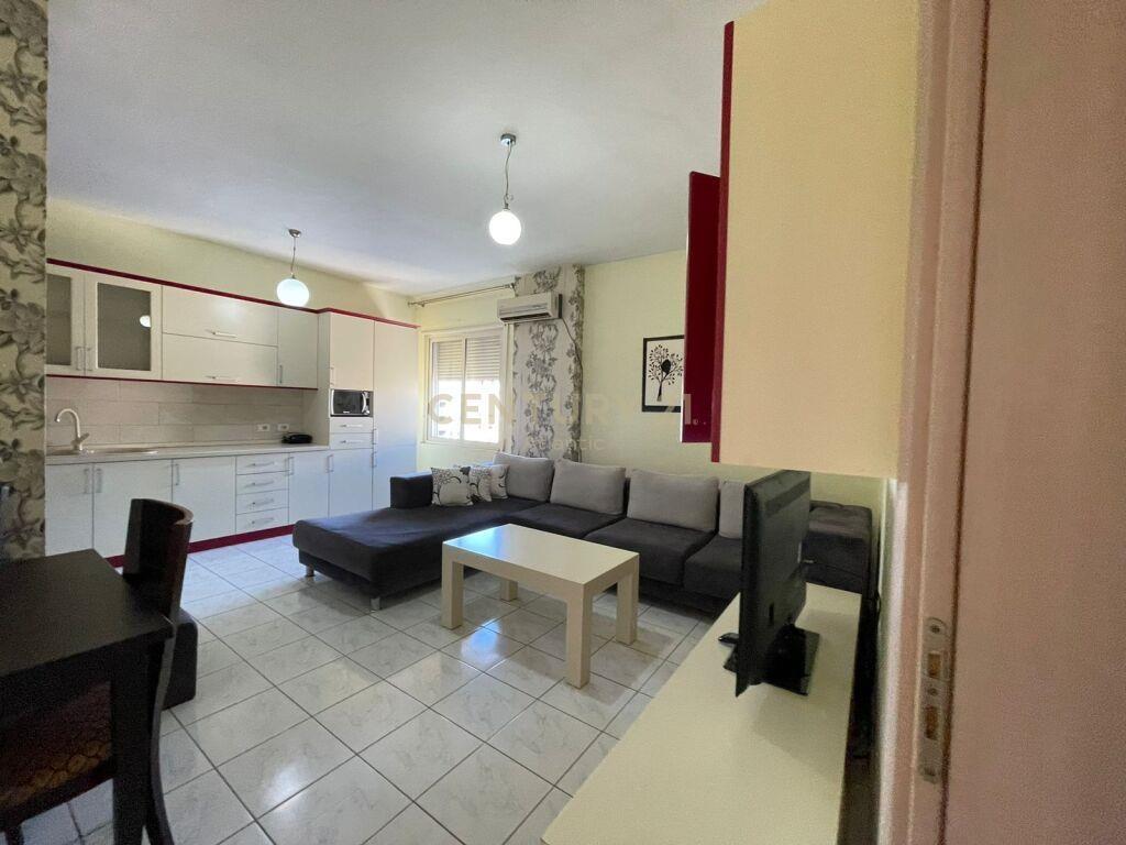 JEPET APARTAMENT 1+1 ME QIRA NE PLAZH HEKURUDHA!