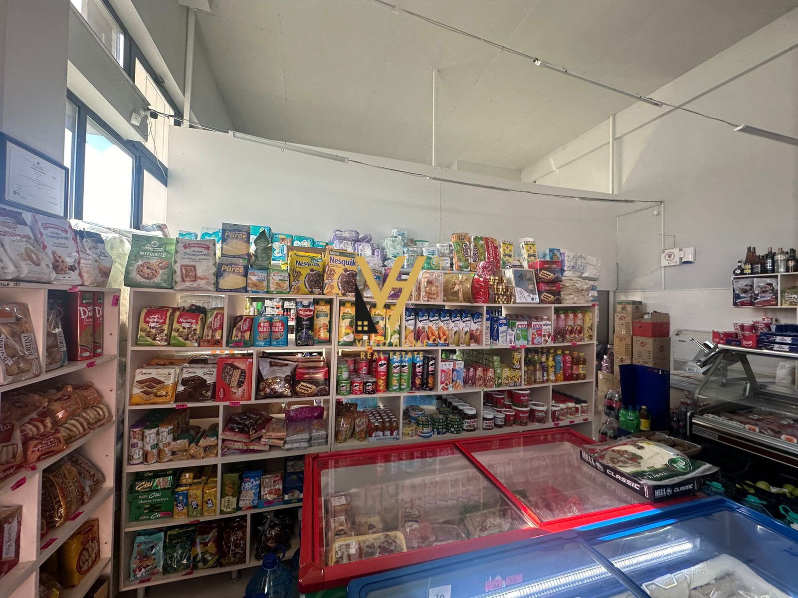 DYQAN 115 M2 TE SPITALI AMERIKAN 2, 270.000 EURO