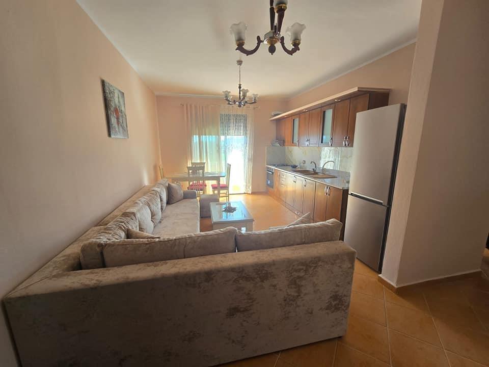 JEPET ME QERA APARTAMENT 1+1 GOLEM!