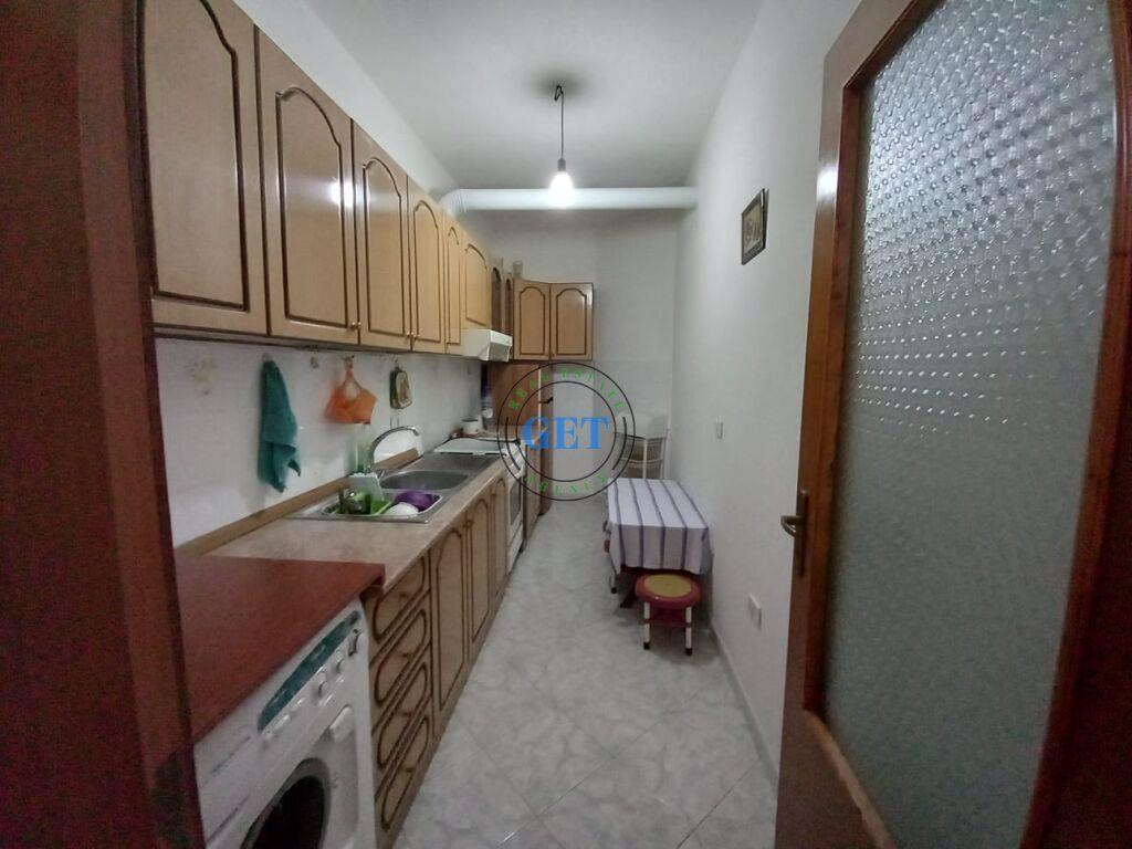 Qira, Apartament 2+1+2,Vollga Durres.
