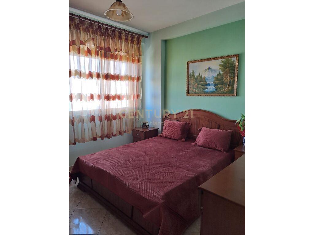 Apartament 2+1 me Pamje Deti, Pranë Plazhit dhe Rrotës Kuqe