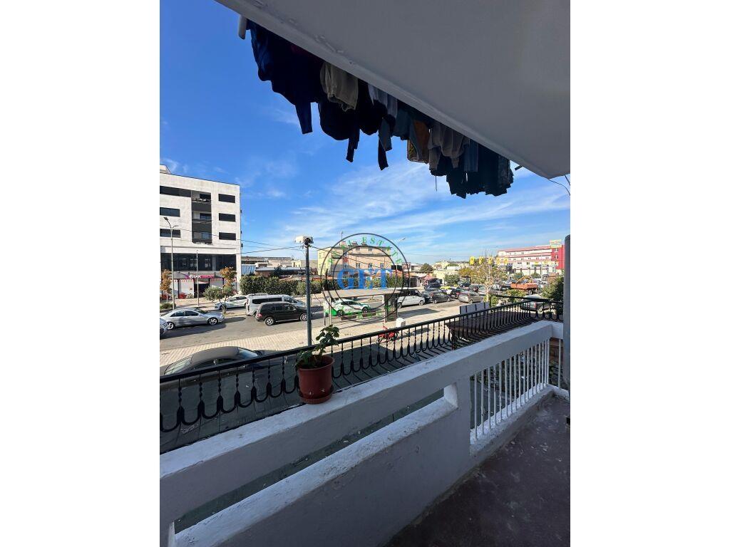 Jepet me qira, Apartament 1+1, Tek AKU, Durres
