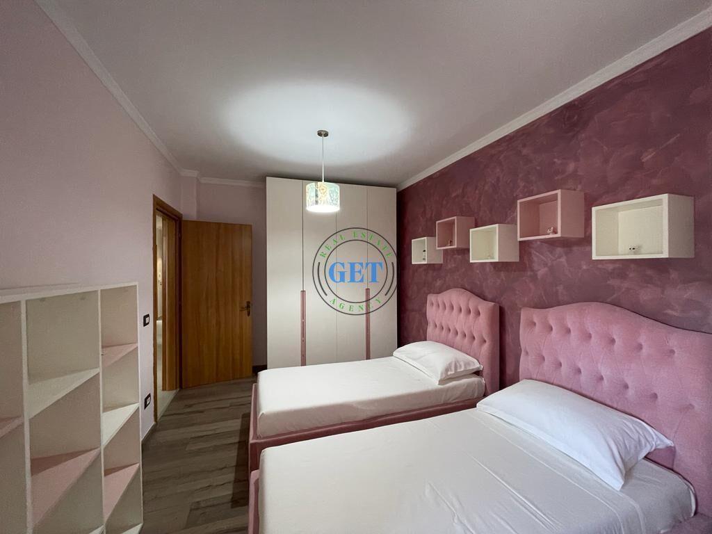 Qira, Apartament 2+1+2,Vollga Durres.