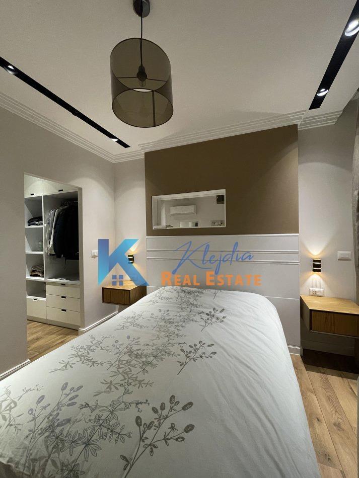 2+1 per qira te Brryli, afer shkolles Niket Dardani