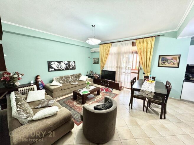 APARTAMENT 2+1+2 PER SHITJE PRANE ISH EKSPOZITESMetropol1036