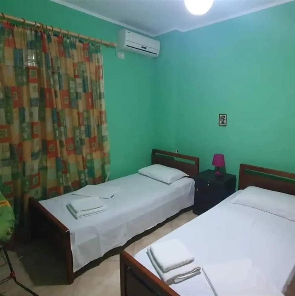 SHITET APARTAMENT 2+1 ME SUPER PAMJE NGA DETI