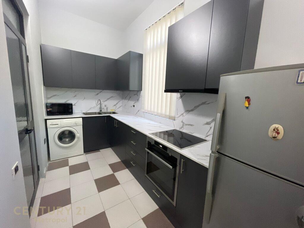 JEPET ME QIRA APARTAMENT 2+1, PALLATET AGIMI