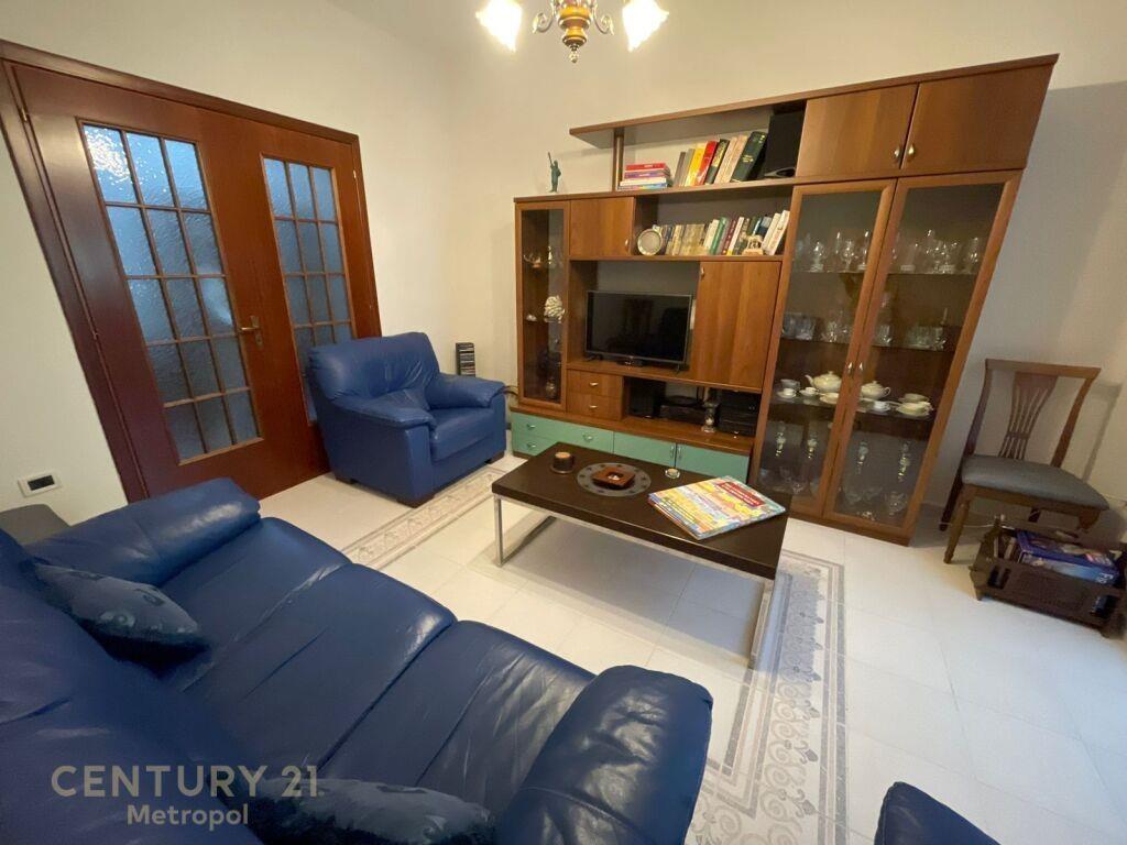 JEPET ME QIRA APARTAMENT 2+1, PALLATET AGIMI