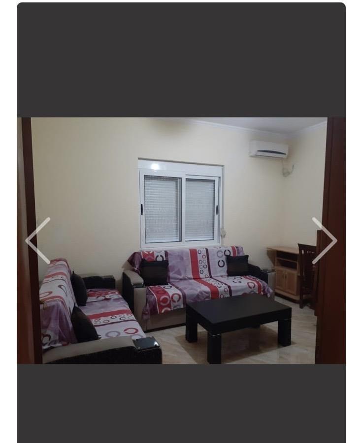 Jepet apartament me qera ditore / javore /mujore