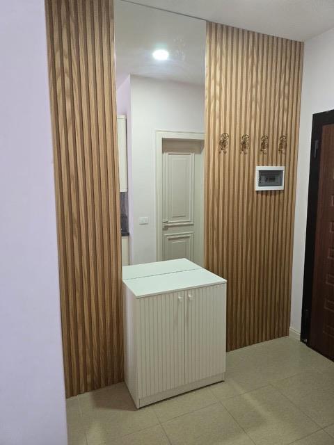 Ofrohet hyrje me qera ne Pogradec. (Tushemisht)