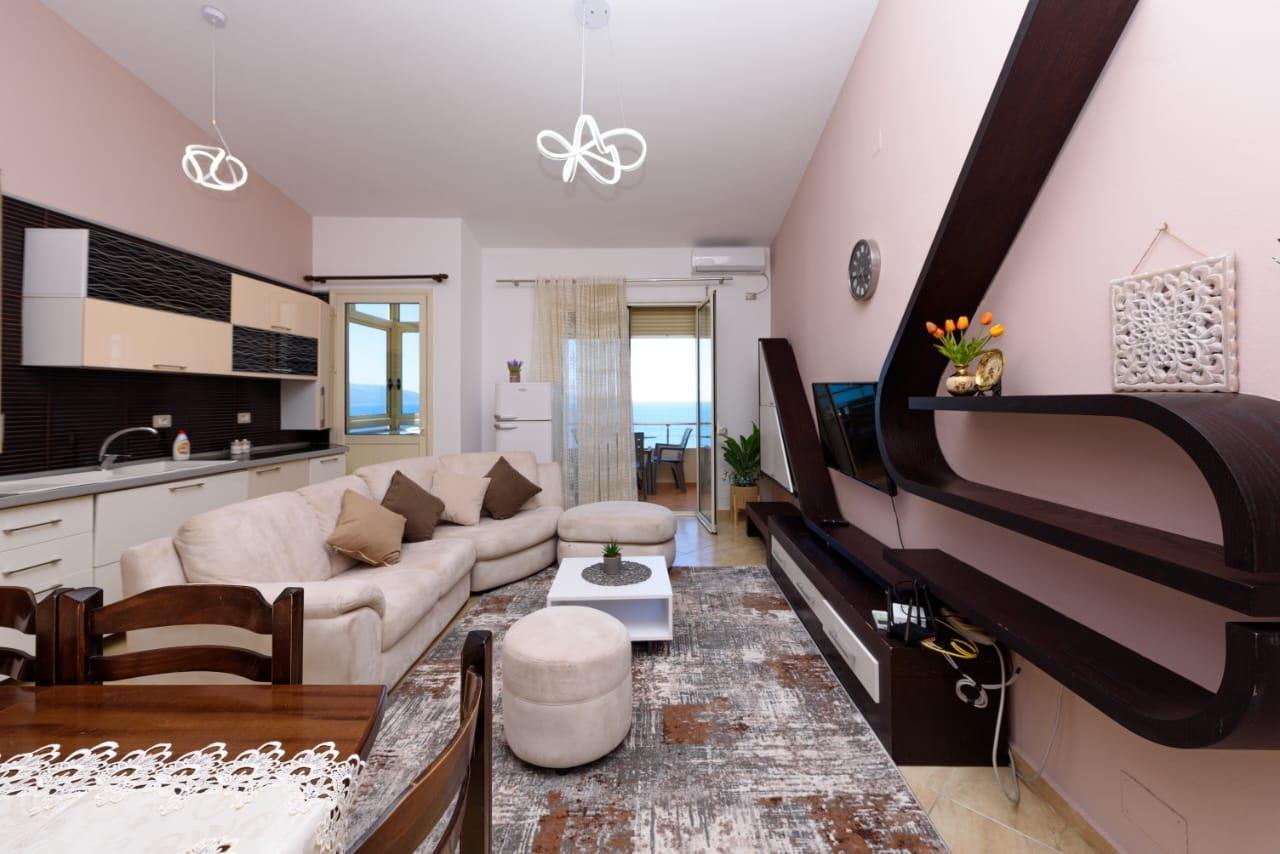 JEPET ME QERA APARTAMENT 2+1 MBI DIAMOND HILL, VLORE!