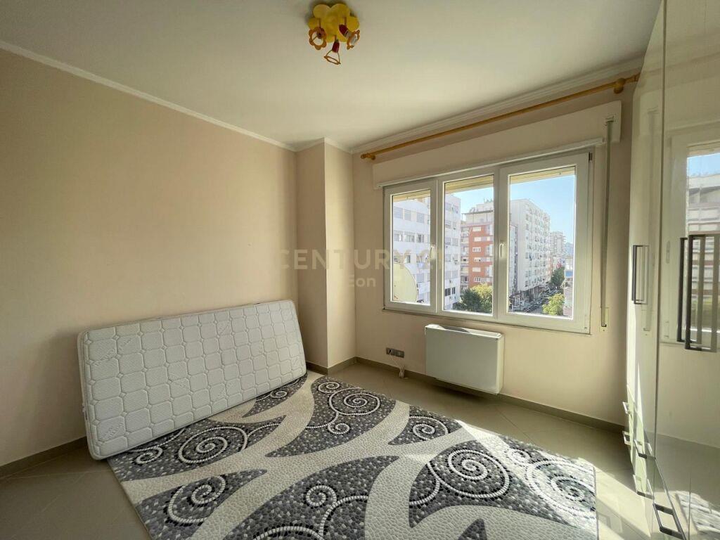 Jepet me Qira Apartament 3+1+2 te Kopeshti ” Sotir Noka , “D