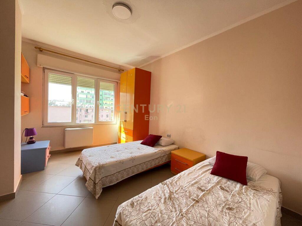 Jepet me Qira Apartament 3+1+2 te Kopeshti ” Sotir Noka , “D