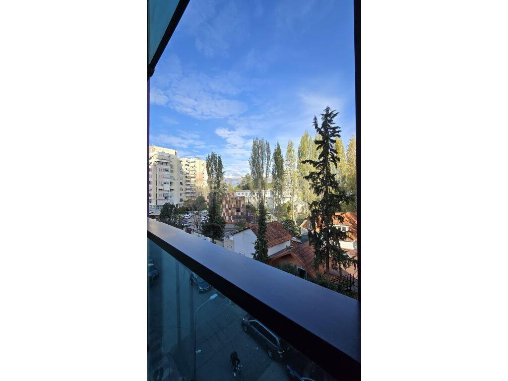 Jepet me qira Apartament 2+1+2 1,800 € ENT103752