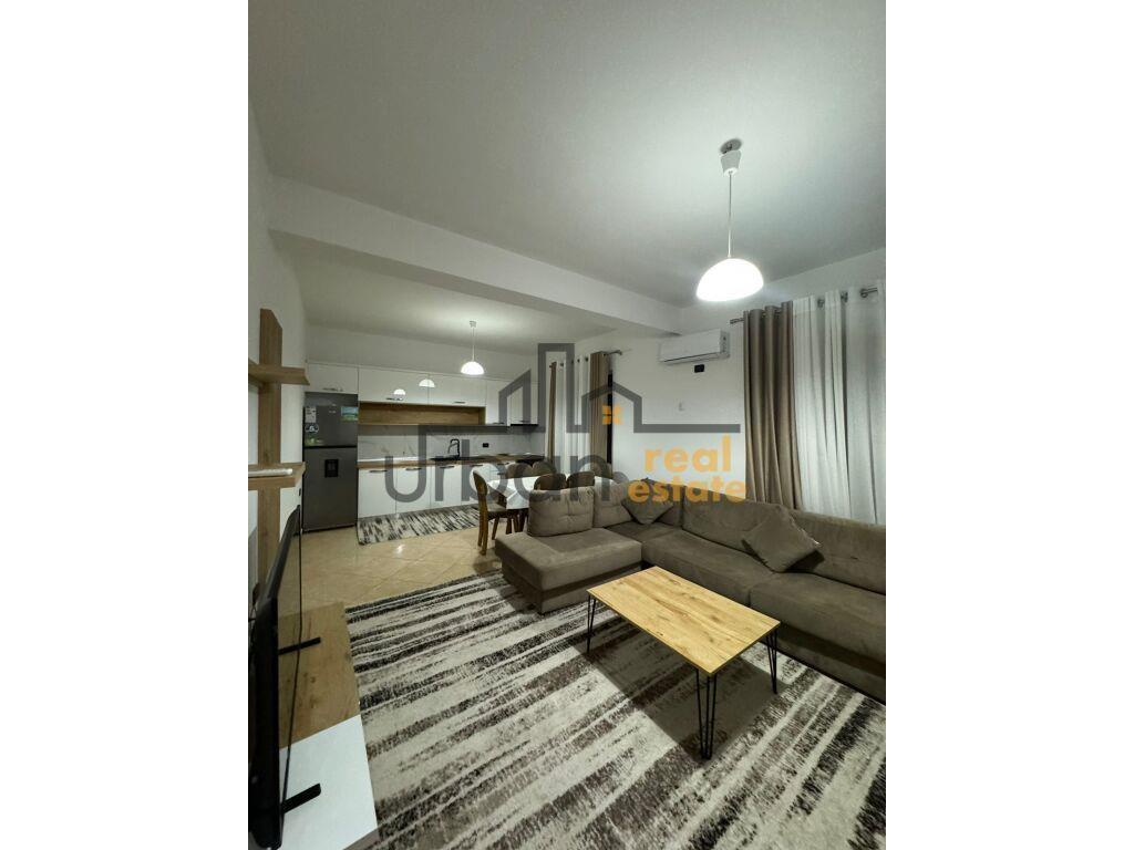 Qera, Pjesë Vile 1+1, 5 Maji, Tiranë