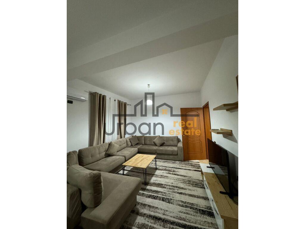 Qera, Pjesë Vile 1+1, 5 Maji, Tiranë