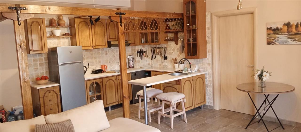 Shtepi me qera 1+1 Sarande