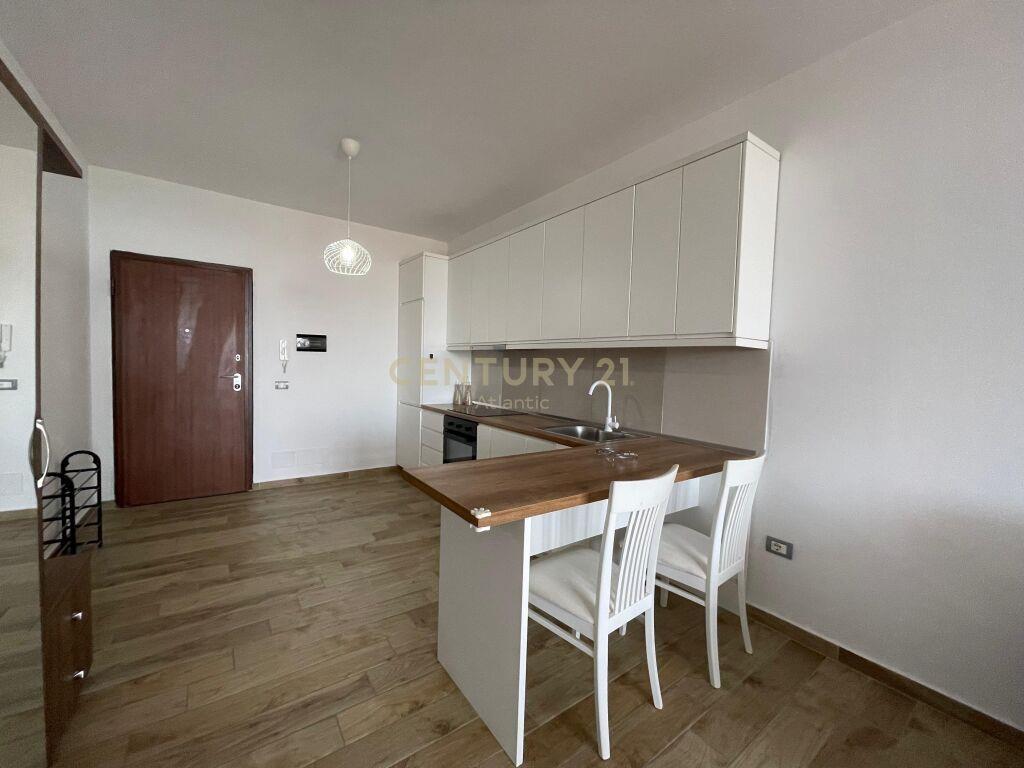 JEPET ME QERA GARSIONERE,TEK BLLOKU NE PLEPA