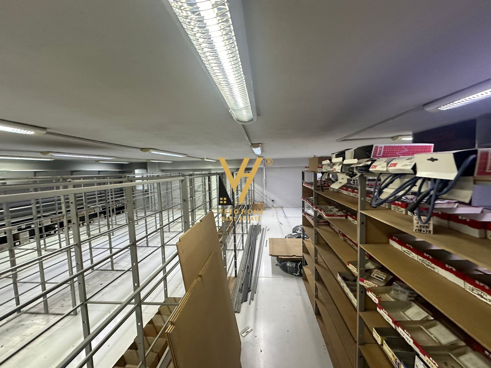 DYQAN 166 M2 PAS DELIJORGJIT 780.000 EURO