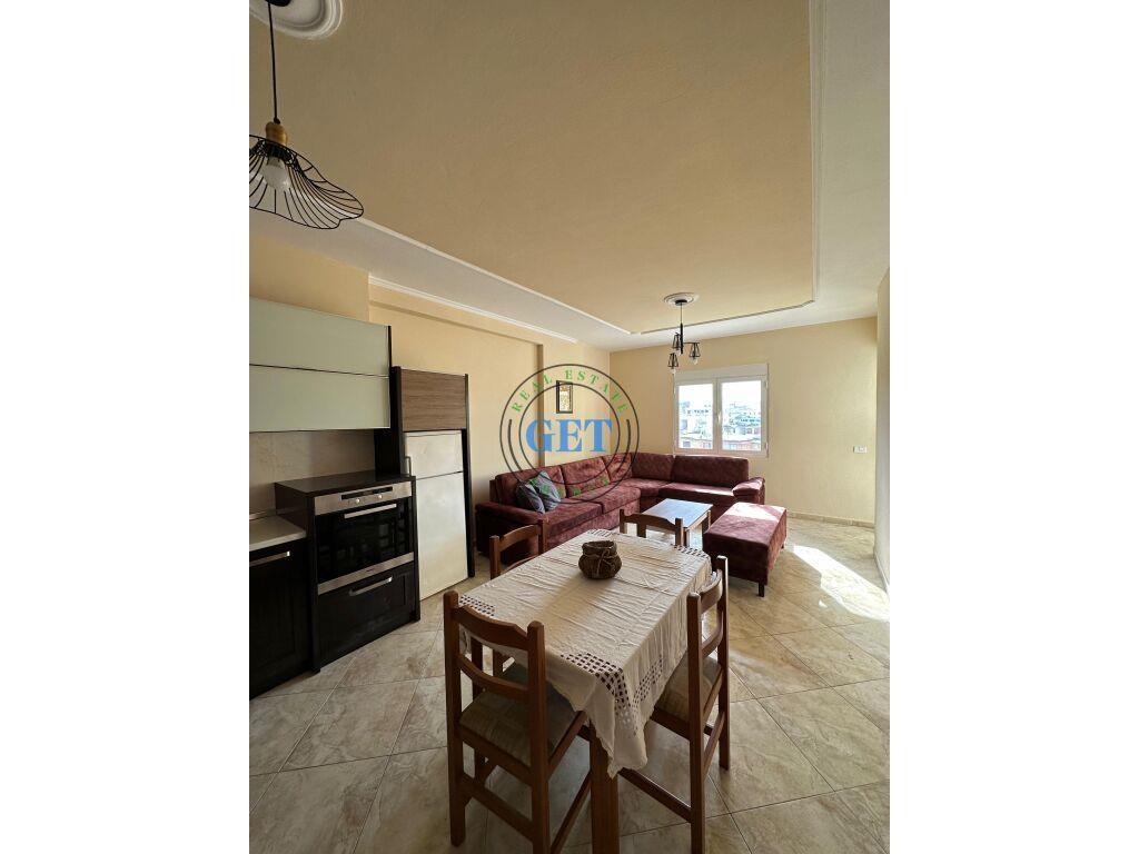 Qira, Apartament 3+1+2 Tualete,Ish-URT, Durres!