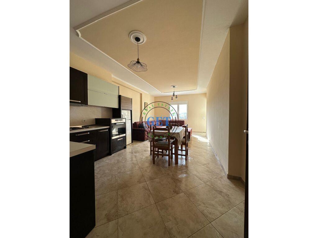 Qira, Apartament 3+1+2 Tualete,Ish-URT, Durres!