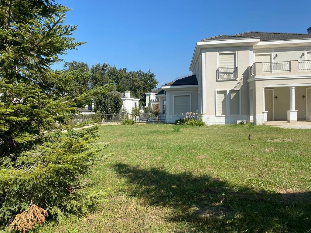 Qera, Vilë, Rezidenca ”Rolling Hills”, Tiranë