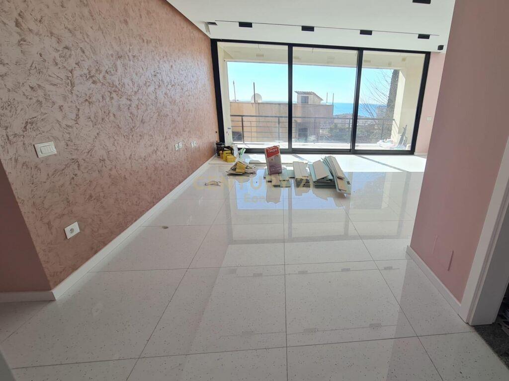 SHITET SUPER APARTAMENT 2+1+2 TE VILA E ZOGUT!