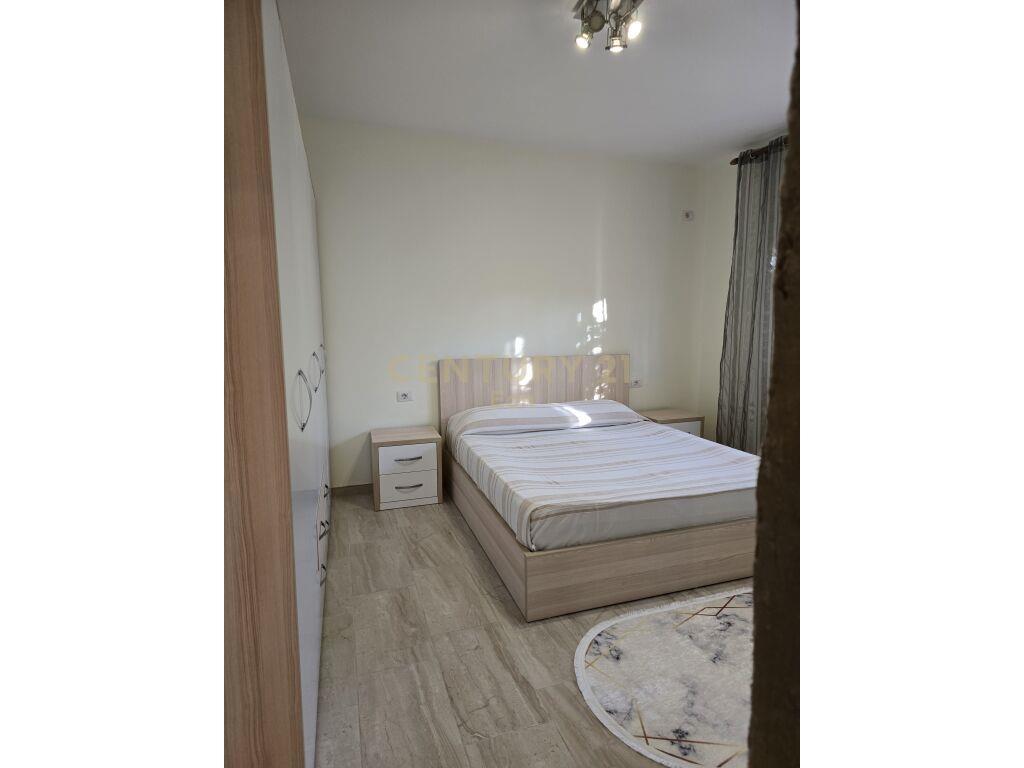 JEPET ME QIRA APARTAMENT 2+1 ME OBORR NE DURRES!